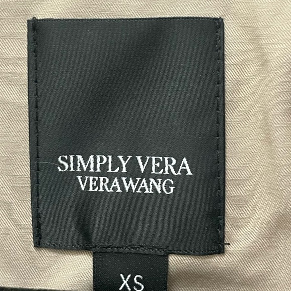 WORN ONCE VERA WANG TRENCH - Picture 3 of 5